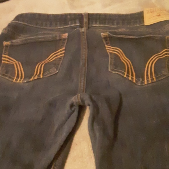 Hollister jeans - Picture 3 of 3